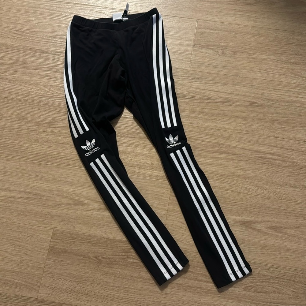 Adidas leggings